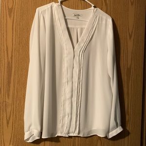 Emma &Olivia Long Sleeve Button Down Blouse